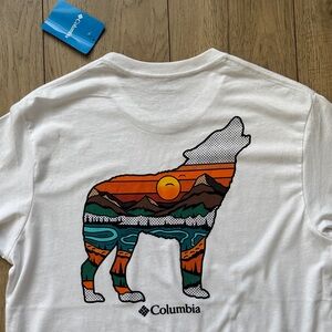 NWT Columbia Colorful Wolf and Mountains White T-Shirt Men’s Large